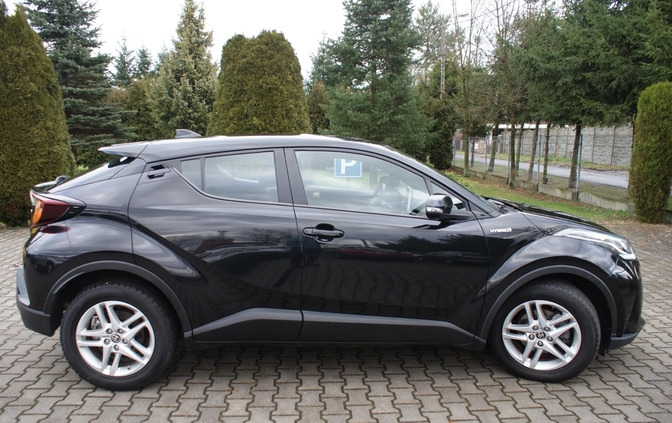 Toyota C-HR cena 97000 przebieg: 41000, rok produkcji 2020 z Włoszczowa małe 154